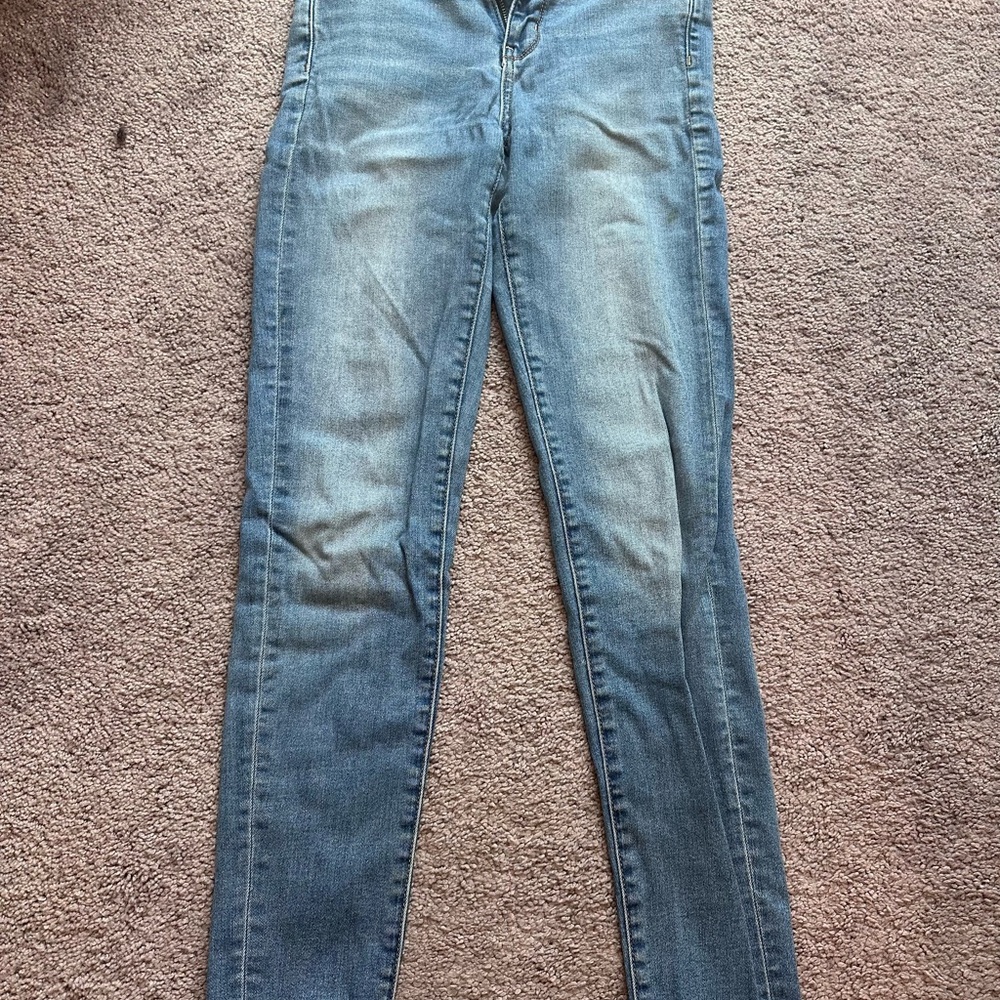 American Eagle Outfitters Light Blue Skinny Jeans